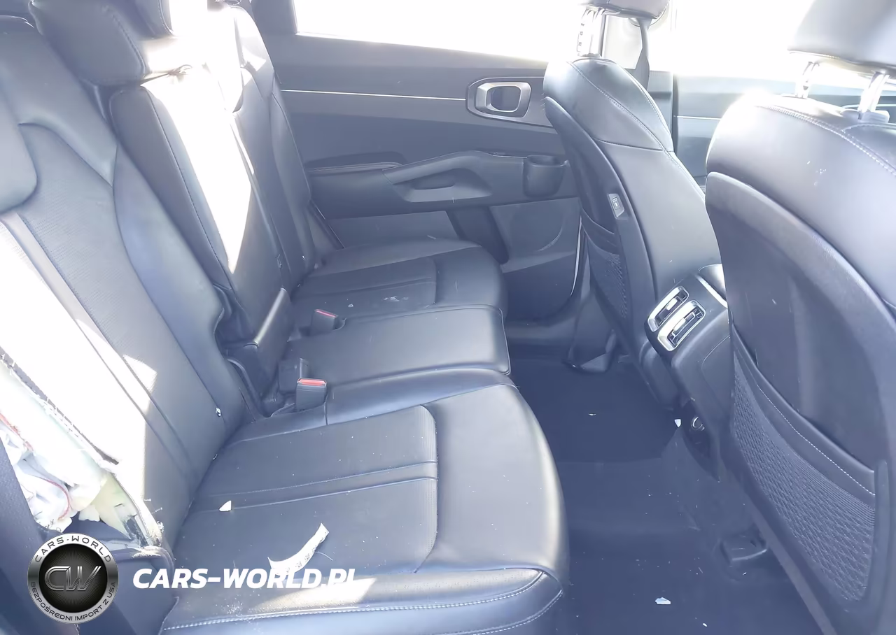 2024 Kia Sorento S VIN:5XYRLDJC3RG269910 - 8