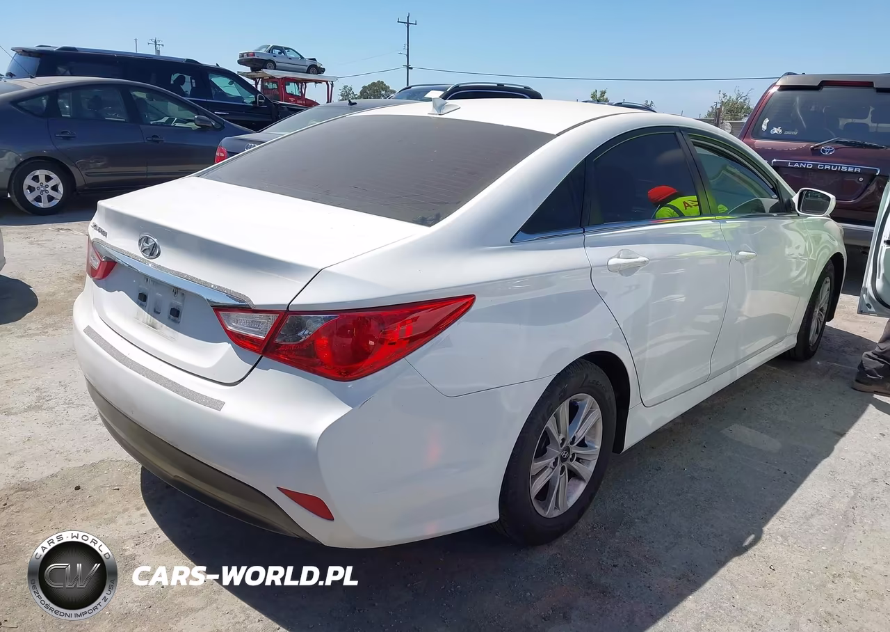 2014 Hyundai Sonata Gls VIN:5NPEB4AC2EH927771 - 4