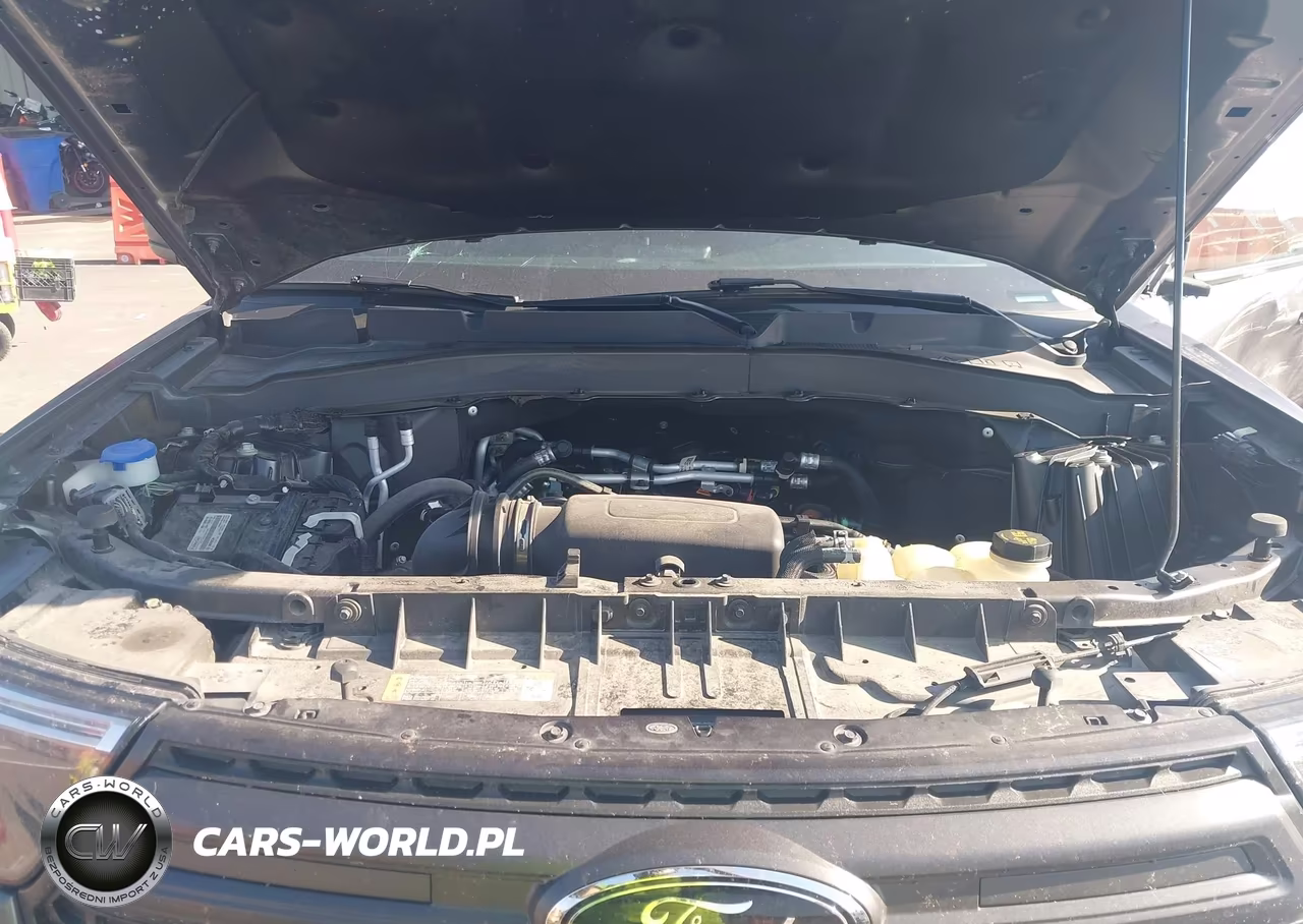 2022 Ford Explorer Timberline VIN:1FMSK8JH1NGA96074 - 10