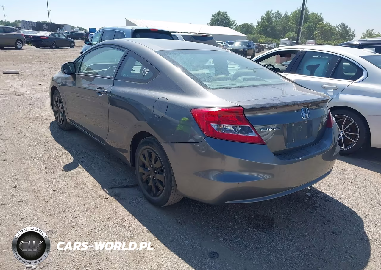 2012 Honda Civic Lx VIN:2HGFG3B58CH511666 - 3