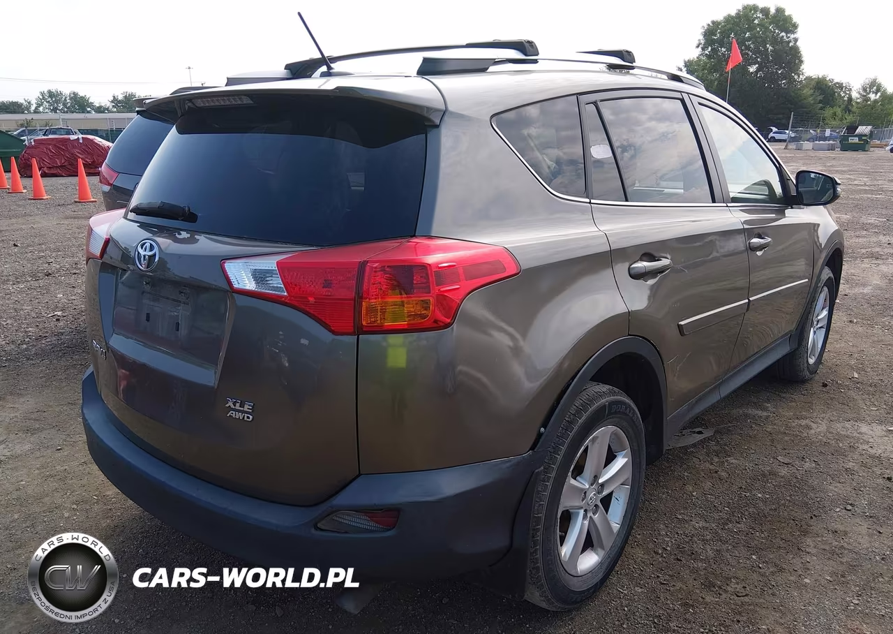 2013 Toyota Rav4 Xle VIN:2T3RFREV9DW012860 - 4