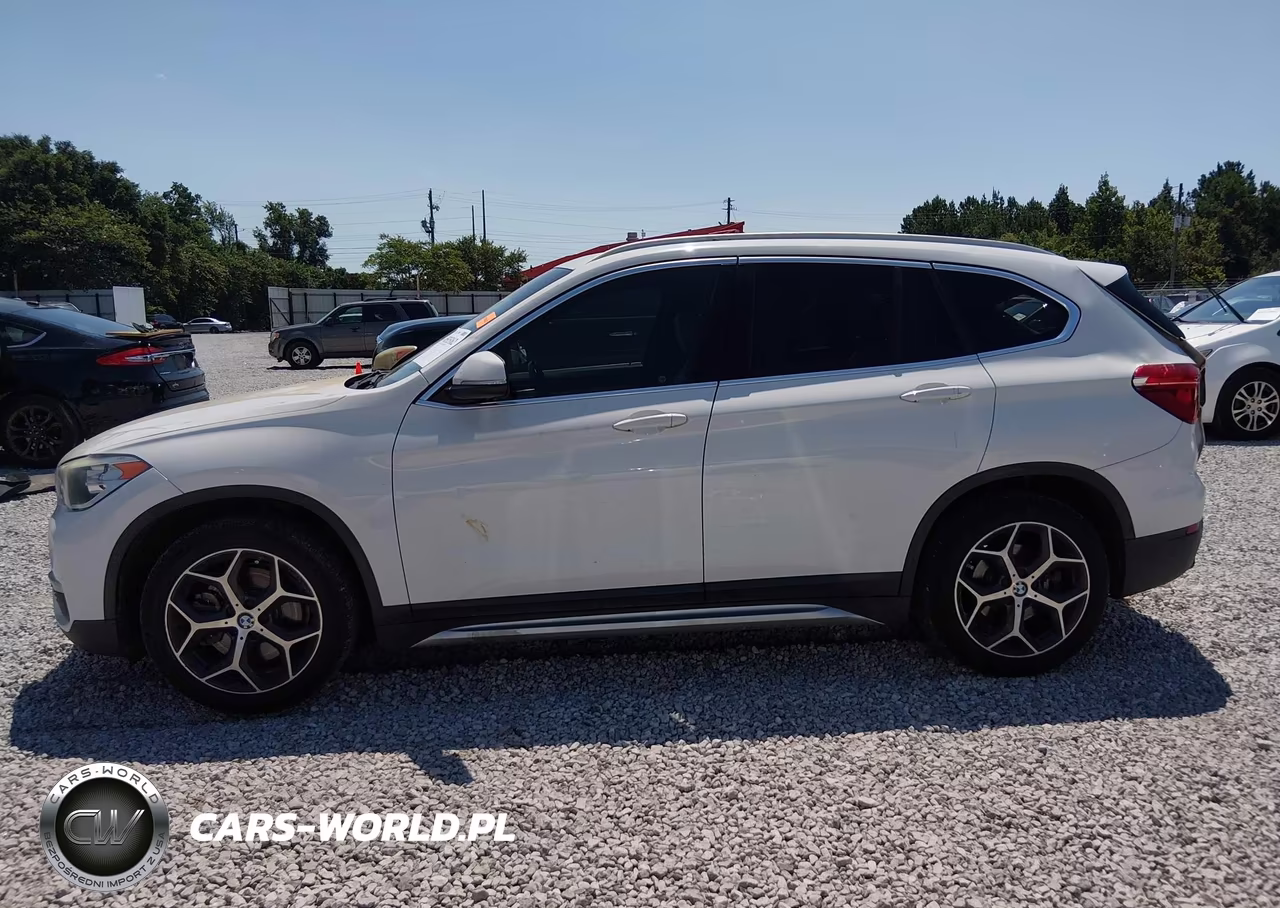 2018 BMW X1 Sdrive28I VIN:WBXHU7C34J5L08320 - 14