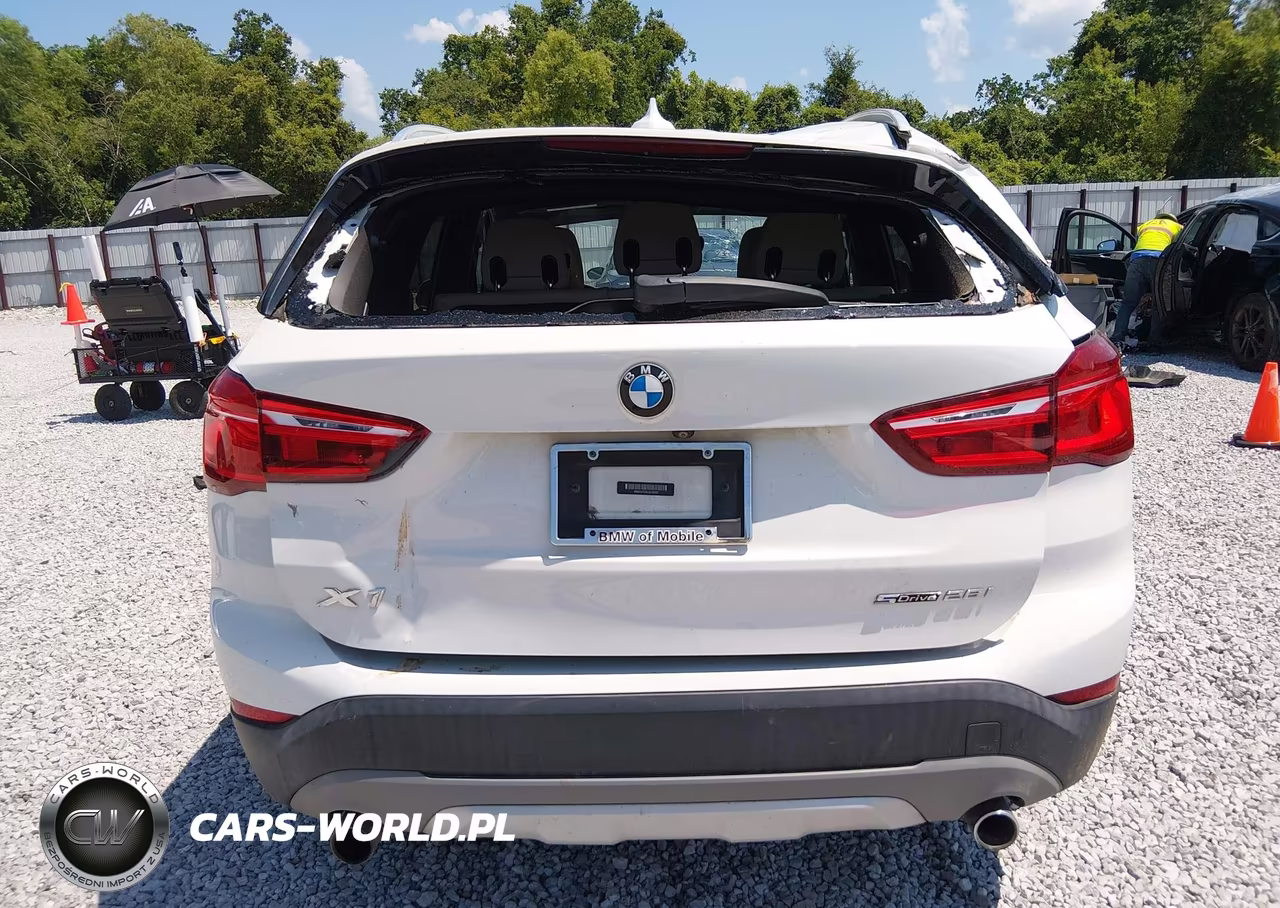 2018 BMW X1 Sdrive28I VIN:WBXHU7C34J5L08320 - 16