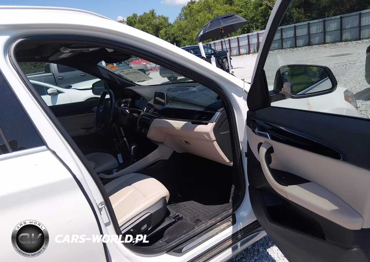 2018 BMW X1 Sdrive28I VIN:WBXHU7C34J5L08320 - 5