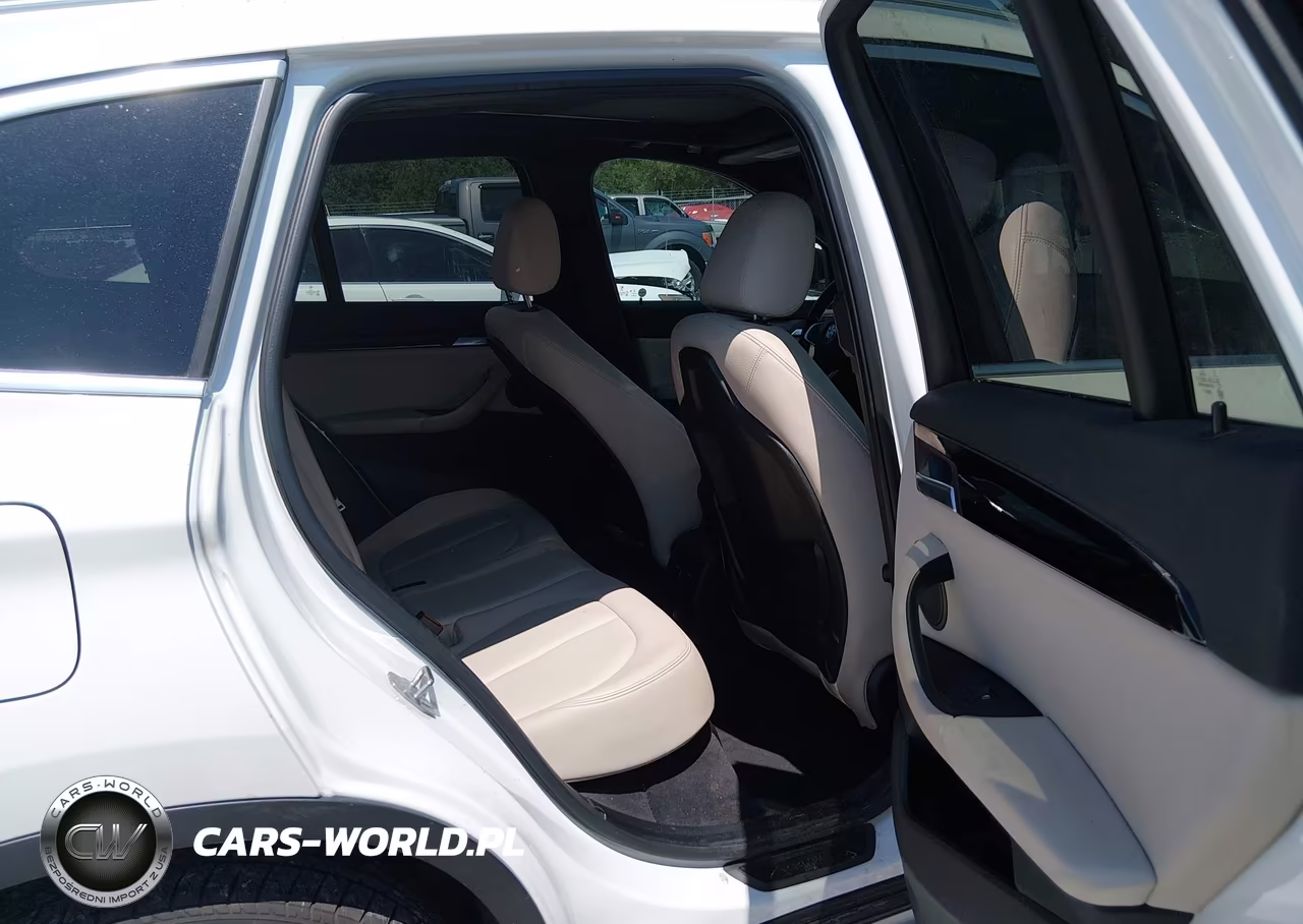 2018 BMW X1 Sdrive28I VIN:WBXHU7C34J5L08320 - 8