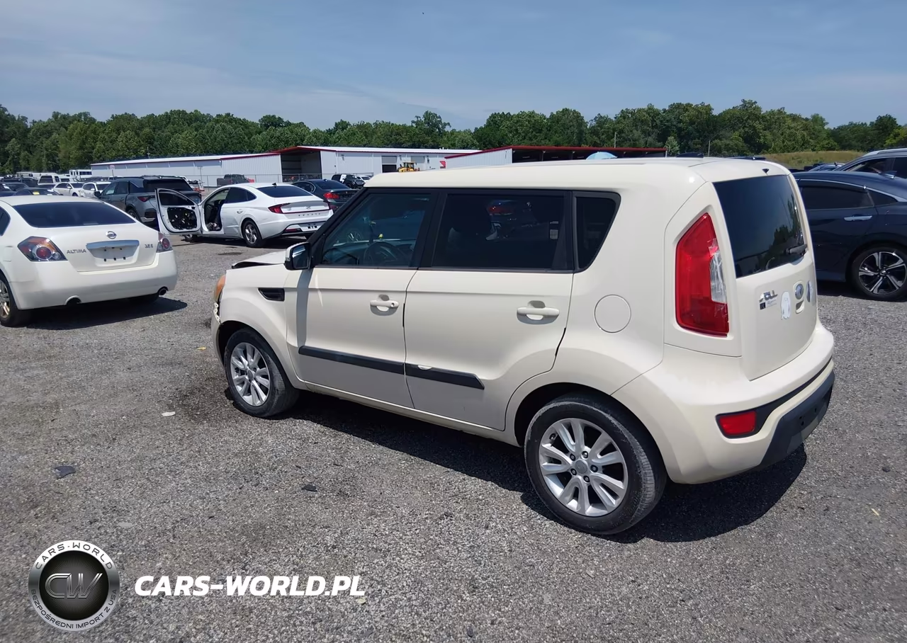 2013 Kia Soul + VIN:KNDJT2A68D7528604 - 3