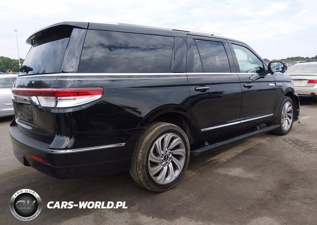 2023 Lincoln Navigator Reserve L VIN:5LMJJ3LGXPEL16653 - 4