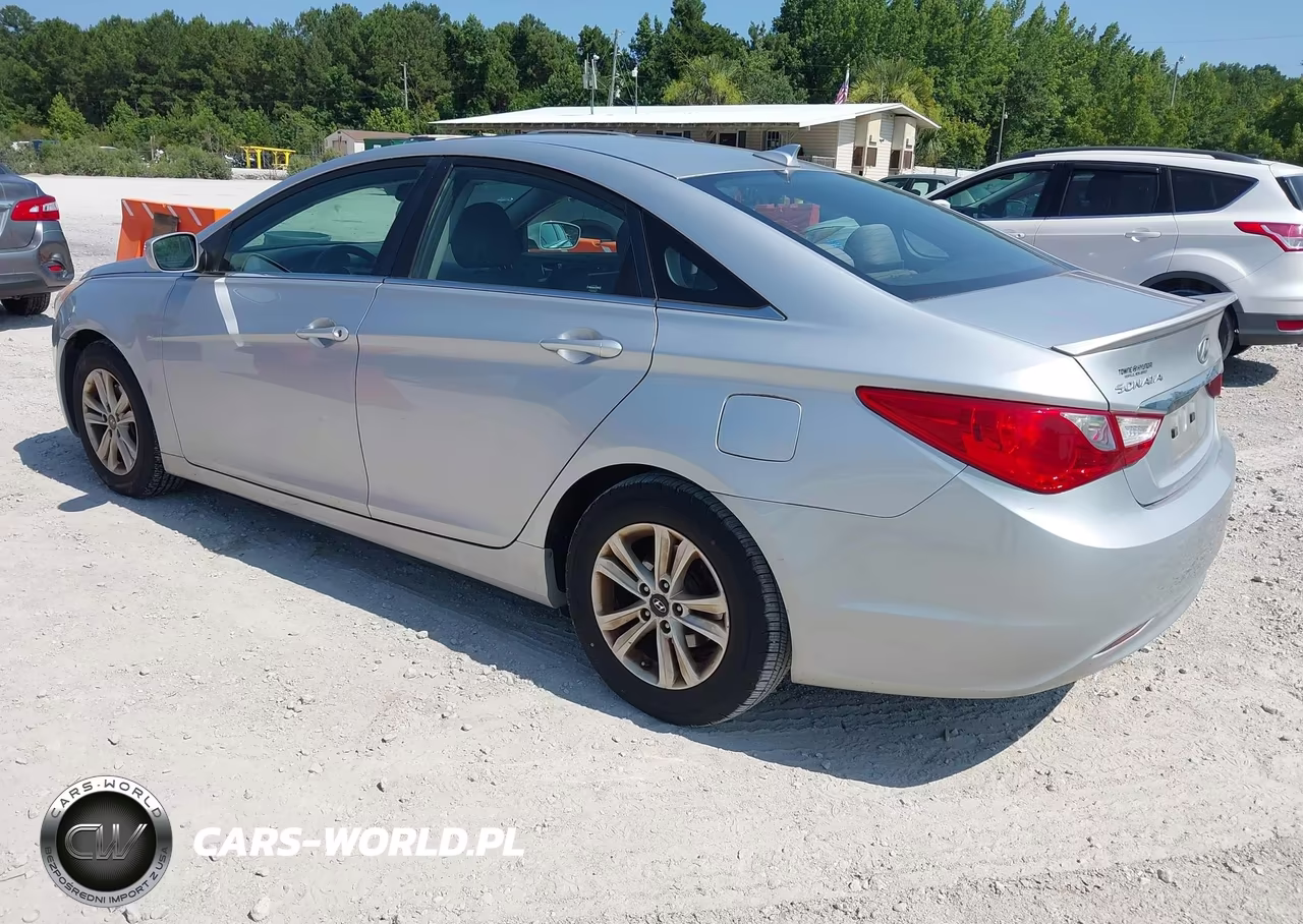 2013 Hyundai Sonata Gls VIN:5NPEB4AC1DH739841 - 3