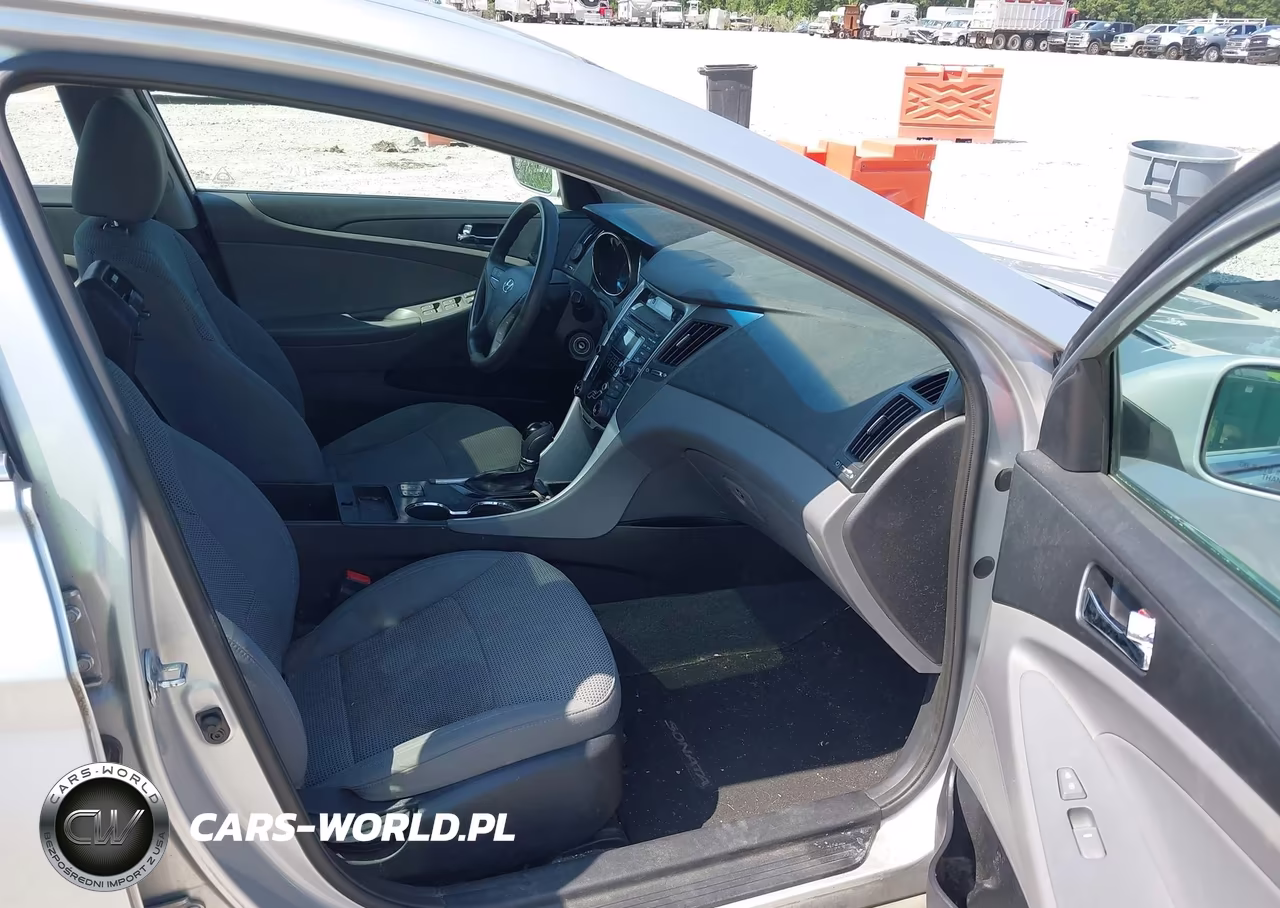 2013 Hyundai Sonata Gls VIN:5NPEB4AC1DH739841 - 5