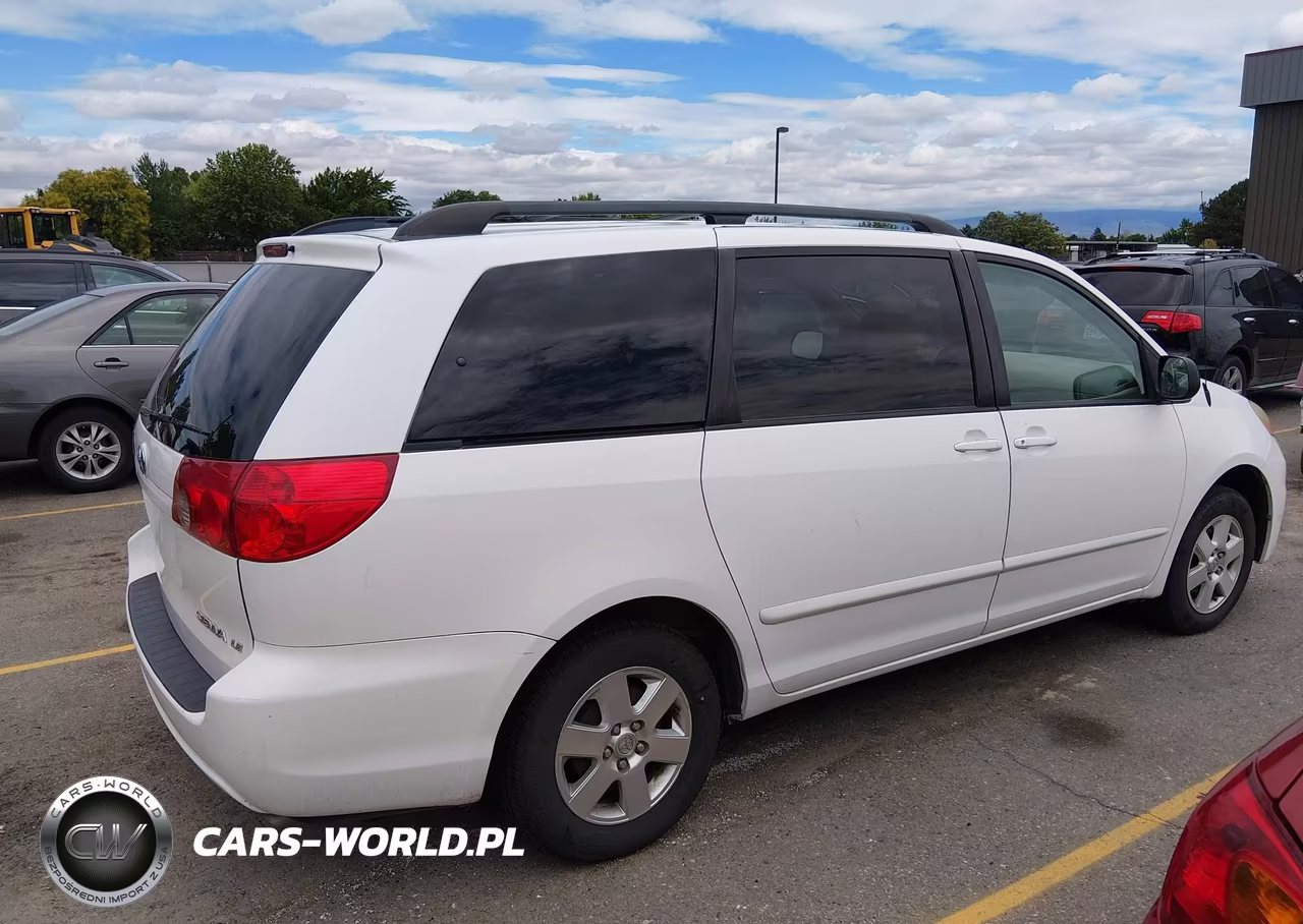 2006 Toyota Sienna Le VIN:5TDZA23C66S460663 - 4