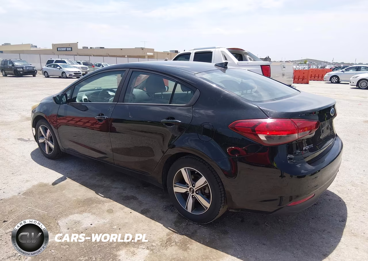 2018 Kia Forte Lx VIN:3KPFL4A76JE233359 - 3