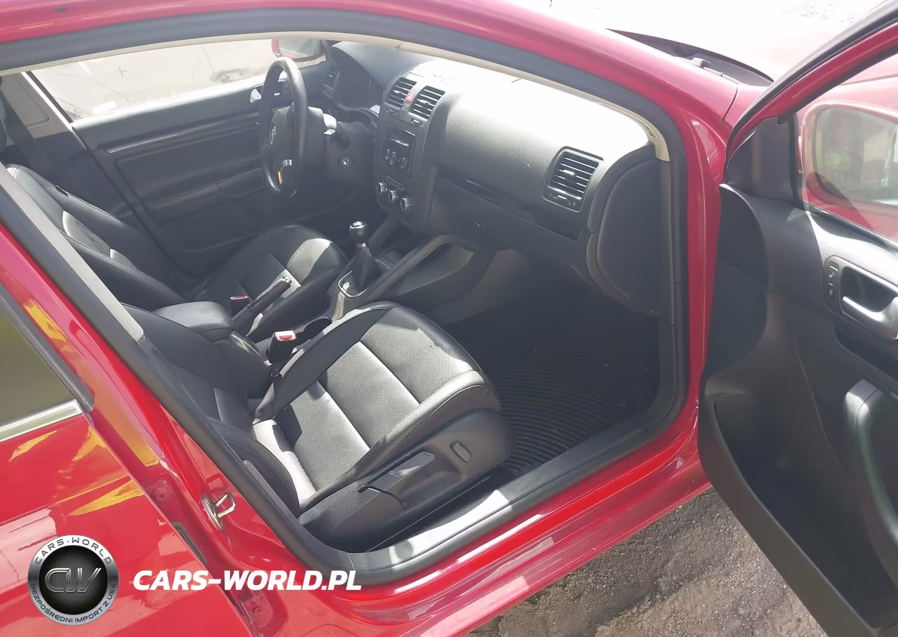 2010 Volkswagen Jetta Tdi VIN:3VWAL7AJ1AM126861 - 5