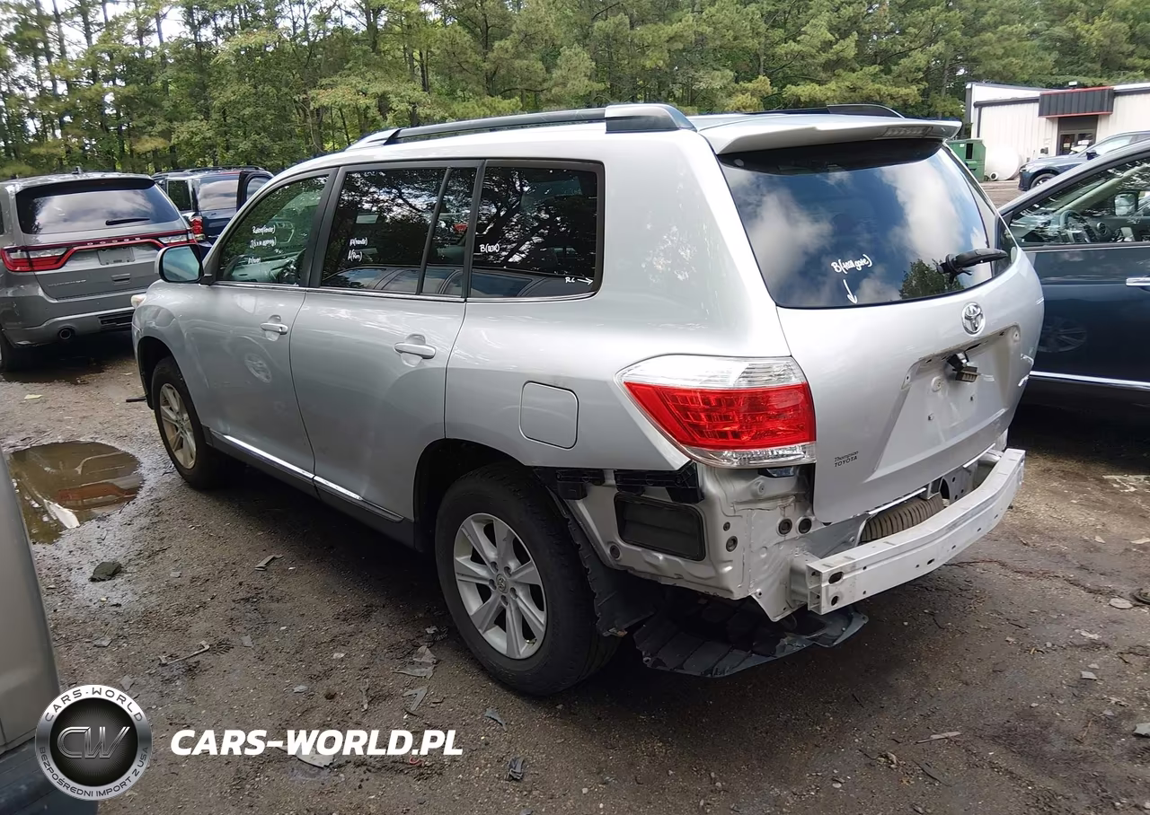 2013 Toyota Highlander Se V6 VIN:5TDBK3EH5DS220269 - 3