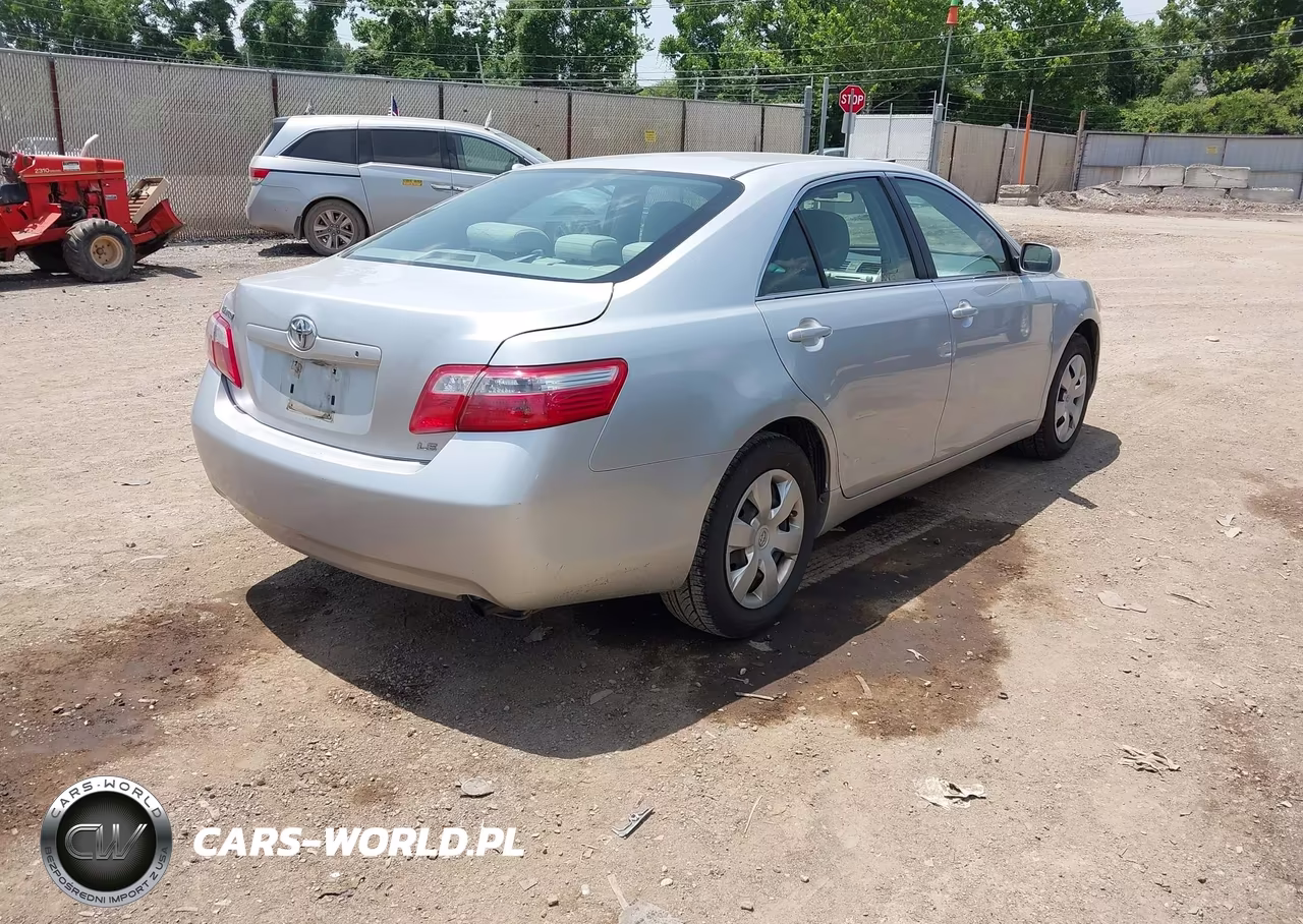 2009 Toyota Camry Le VIN:4T1BE46KX9U386602 - 4