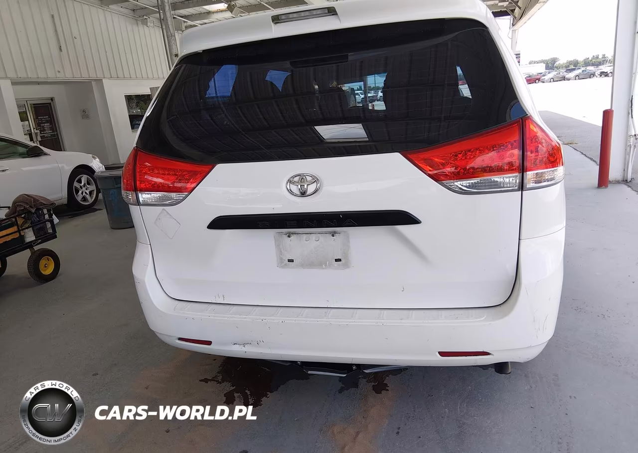 2012 Toyota Sienna Base 7 Passenger VIN:5TDKA3DC6CS011078 - 16