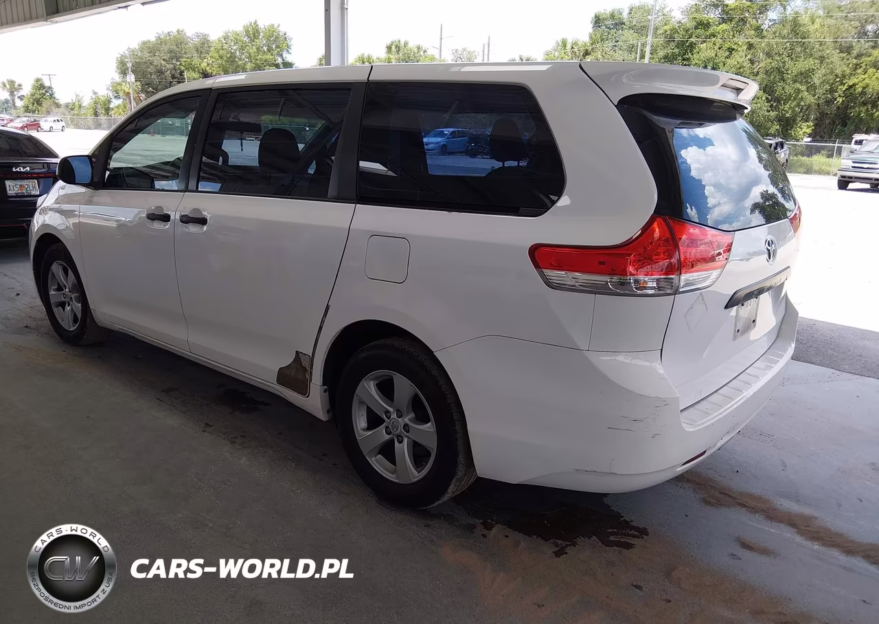 2012 Toyota Sienna Base 7 Passenger VIN:5TDKA3DC6CS011078 - 3