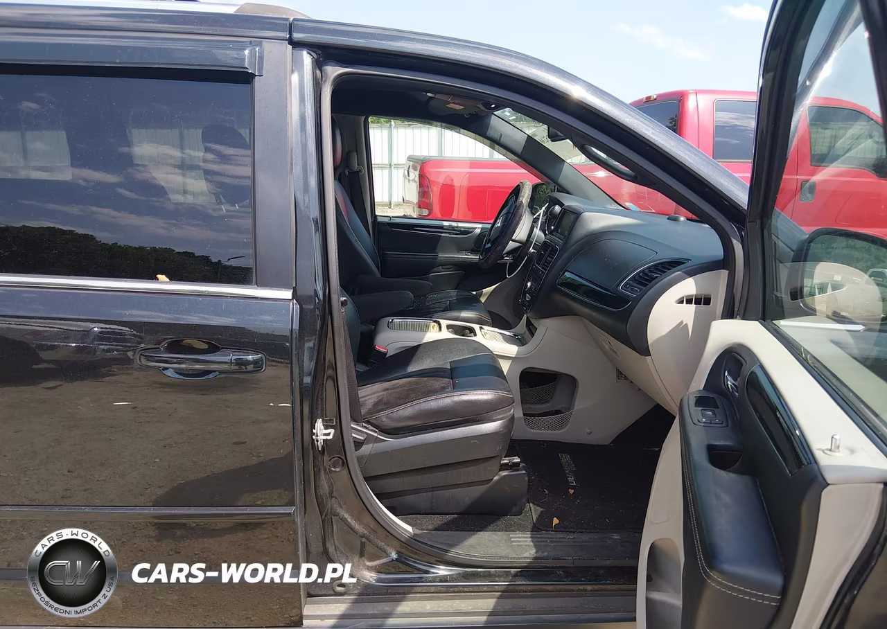 2017 Dodge Grand Caravan Sxt VIN:2C4RDGCG8HR829106 - 5