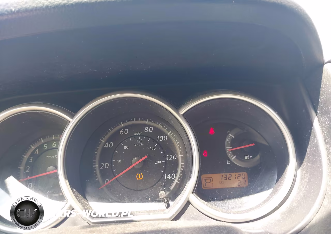 2010 Nissan Versa 1.8S VIN:3N1BC1CP5AL413120 - 7