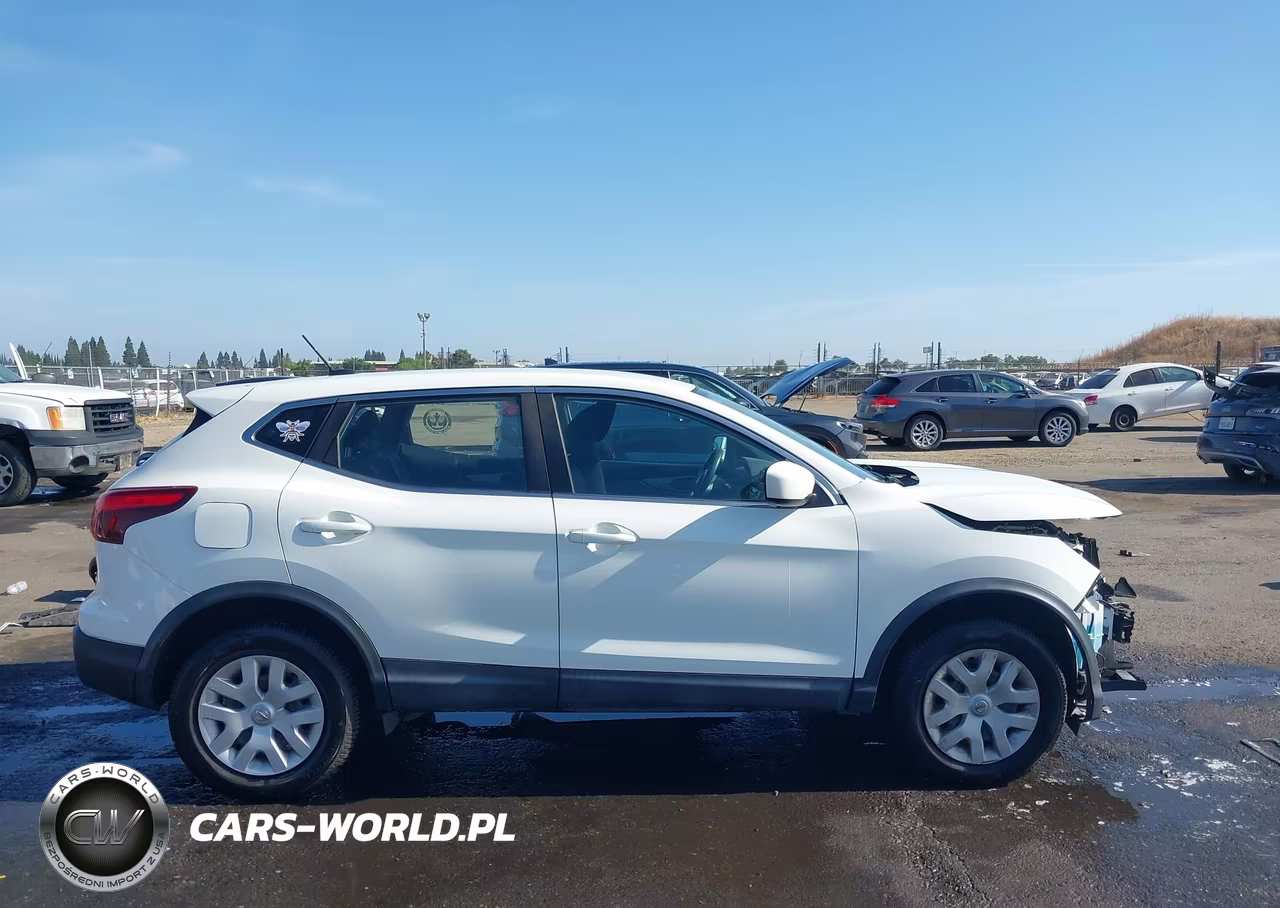 2019 Nissan Rogue Sport S VIN:JN1BJ1CPXKW220933 - 13