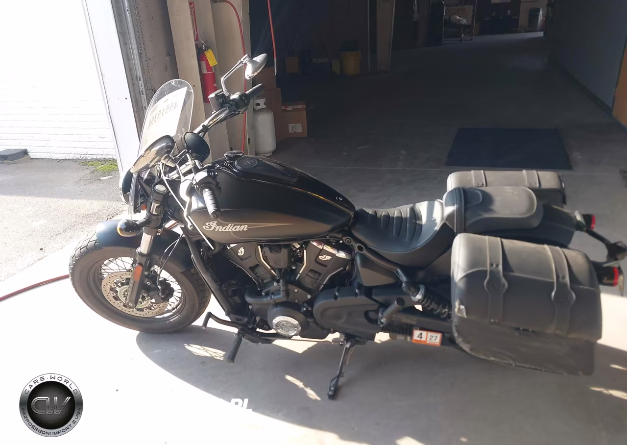 2025 Indian Motorcycle Co. Super Scout Limited +Tech VIN:56KSHF760S3202346 - 13
