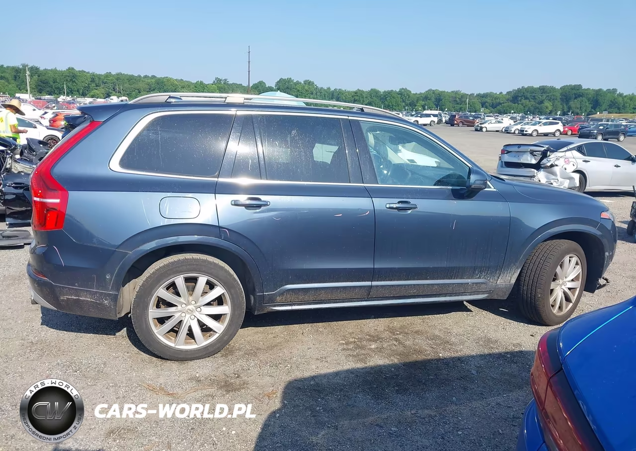 2018 Volvo Xc90 T5 Momentum VIN:YV4102CK3J1356142 - 13