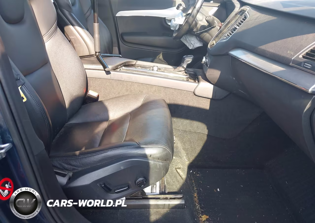 2018 Volvo Xc90 T5 Momentum VIN:YV4102CK3J1356142 - 5