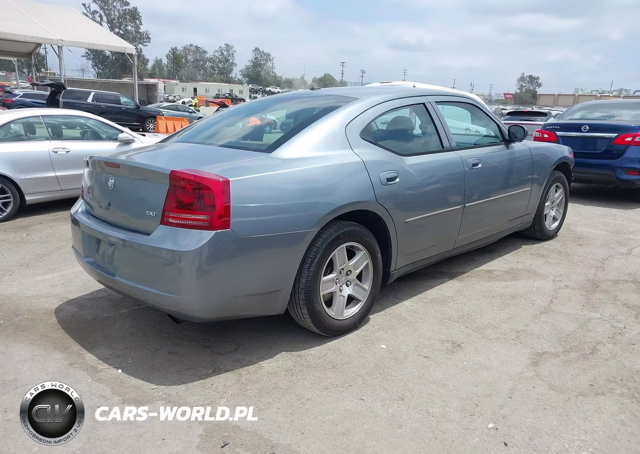 2007 Dodge Charger VIN:2B3KA43G27H795887 - 4