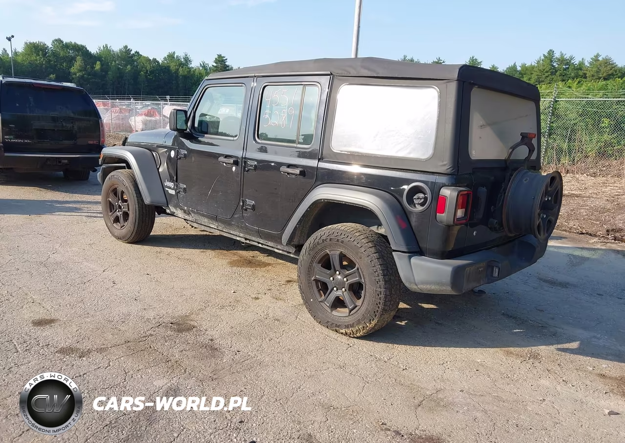 2019 Jeep Wrangler Unlimited Sport 4X4 VIN:1C4HJXDG2KW663778 - 3