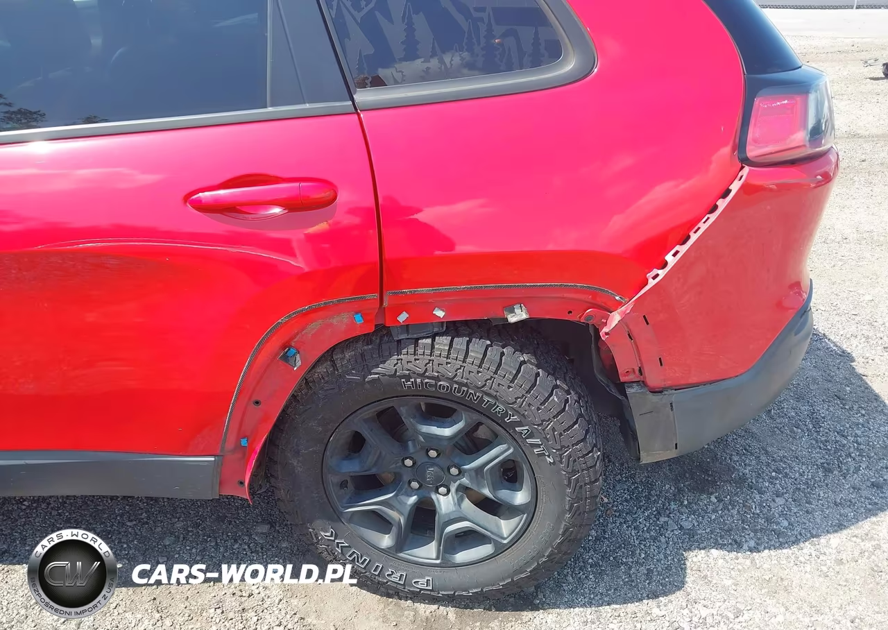 2019 Jeep Cherokee Trailhawk 4X4 VIN:1C4PJMBX6KD309304 - 6