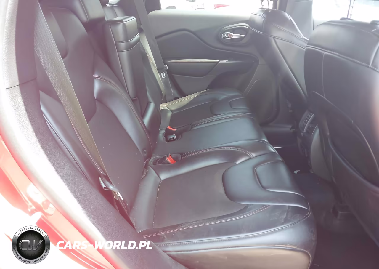 2019 Jeep Cherokee Trailhawk 4X4 VIN:1C4PJMBX6KD309304 - 8