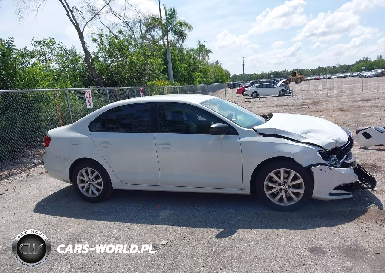 2015 Volkswagen Jetta 1.8T Se VIN:3VWD17AJ2FM356077 - 14