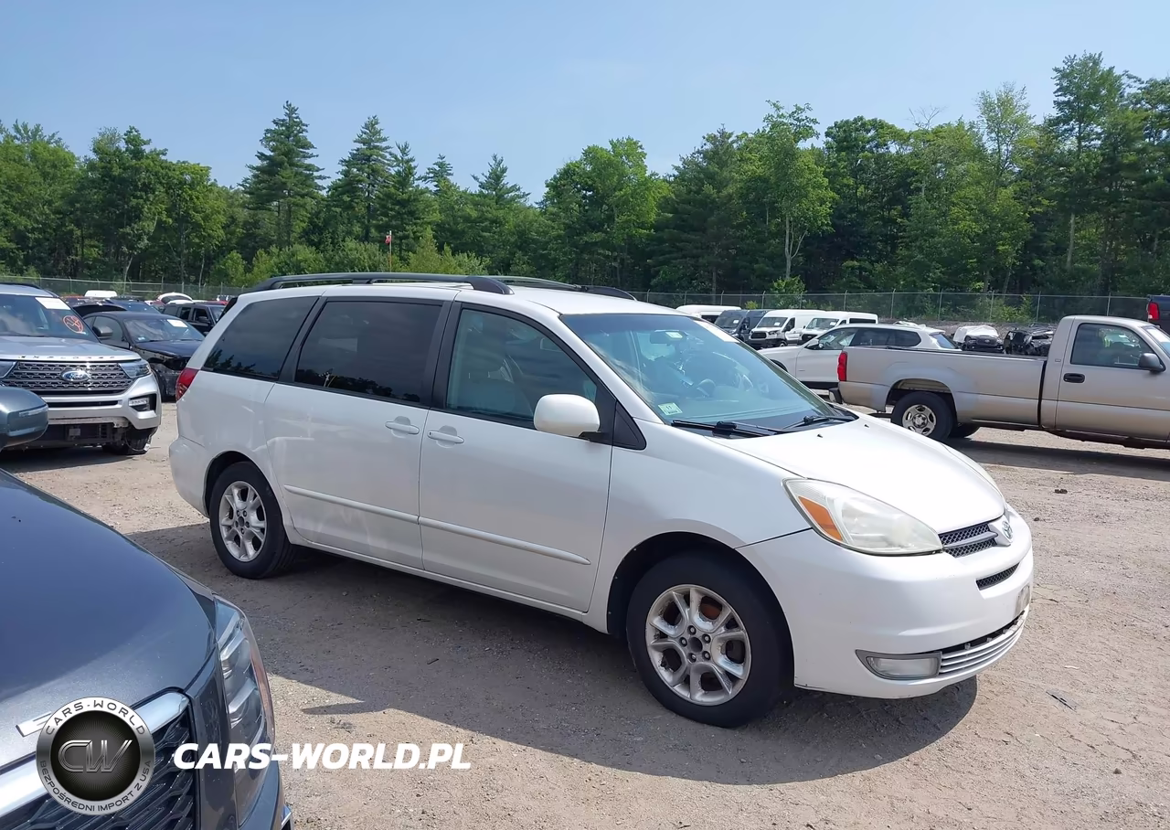 2004 Toyota Sienna Xle – zdjęcie 1 z 13