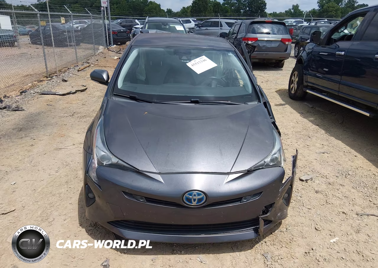 2018 Toyota Prius Three VIN:JTDKARFU6J3551571 - 12