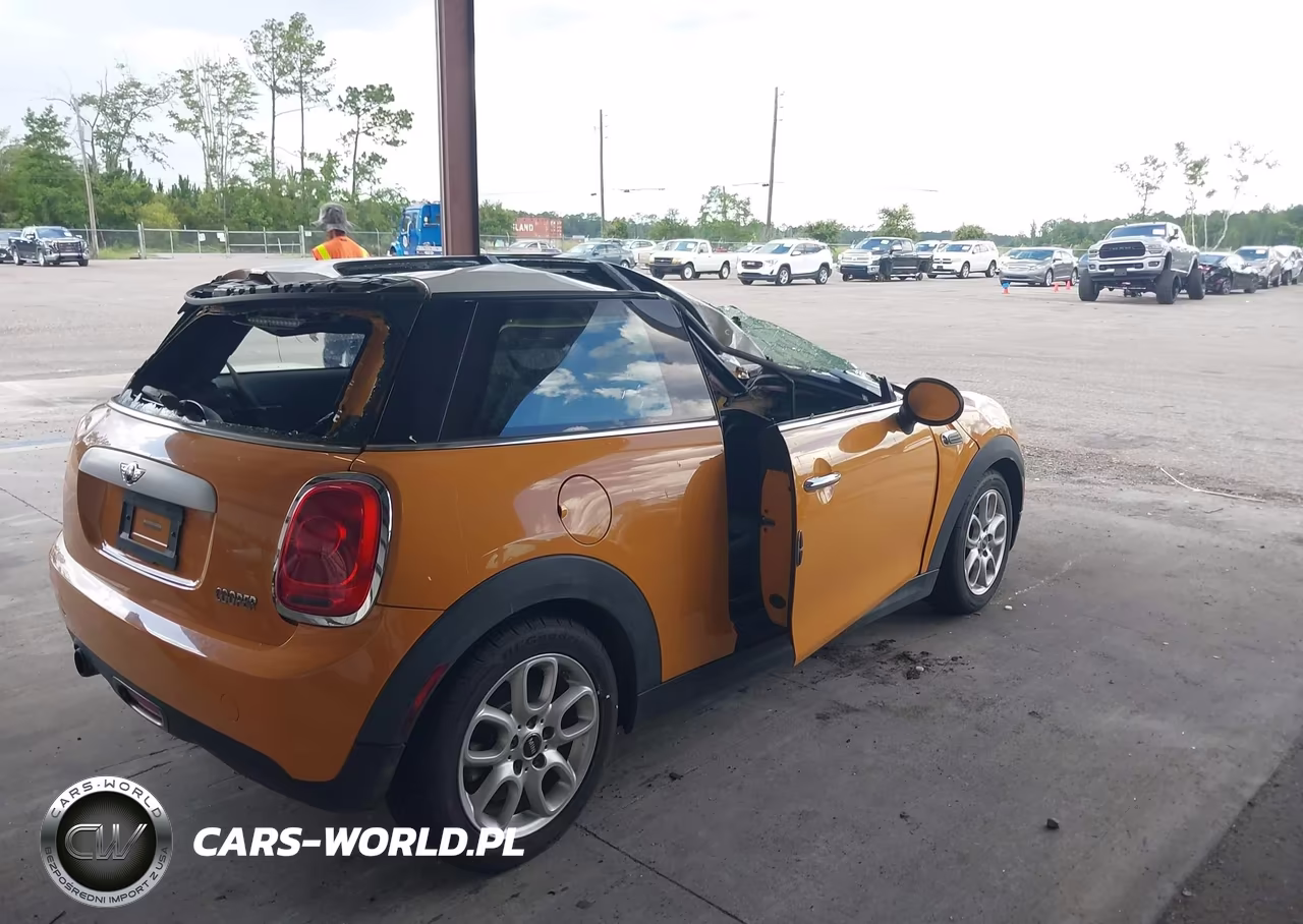 2015 Mini Hardtop Cooper VIN:WMWXM5C5XFT940611 - 4