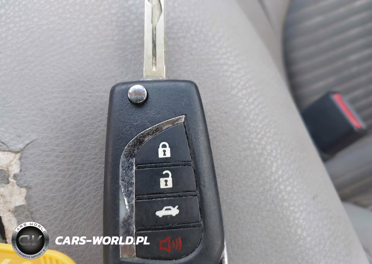 2018 Toyota Camry Se VIN:JTNB11HK4J3031457 - 11