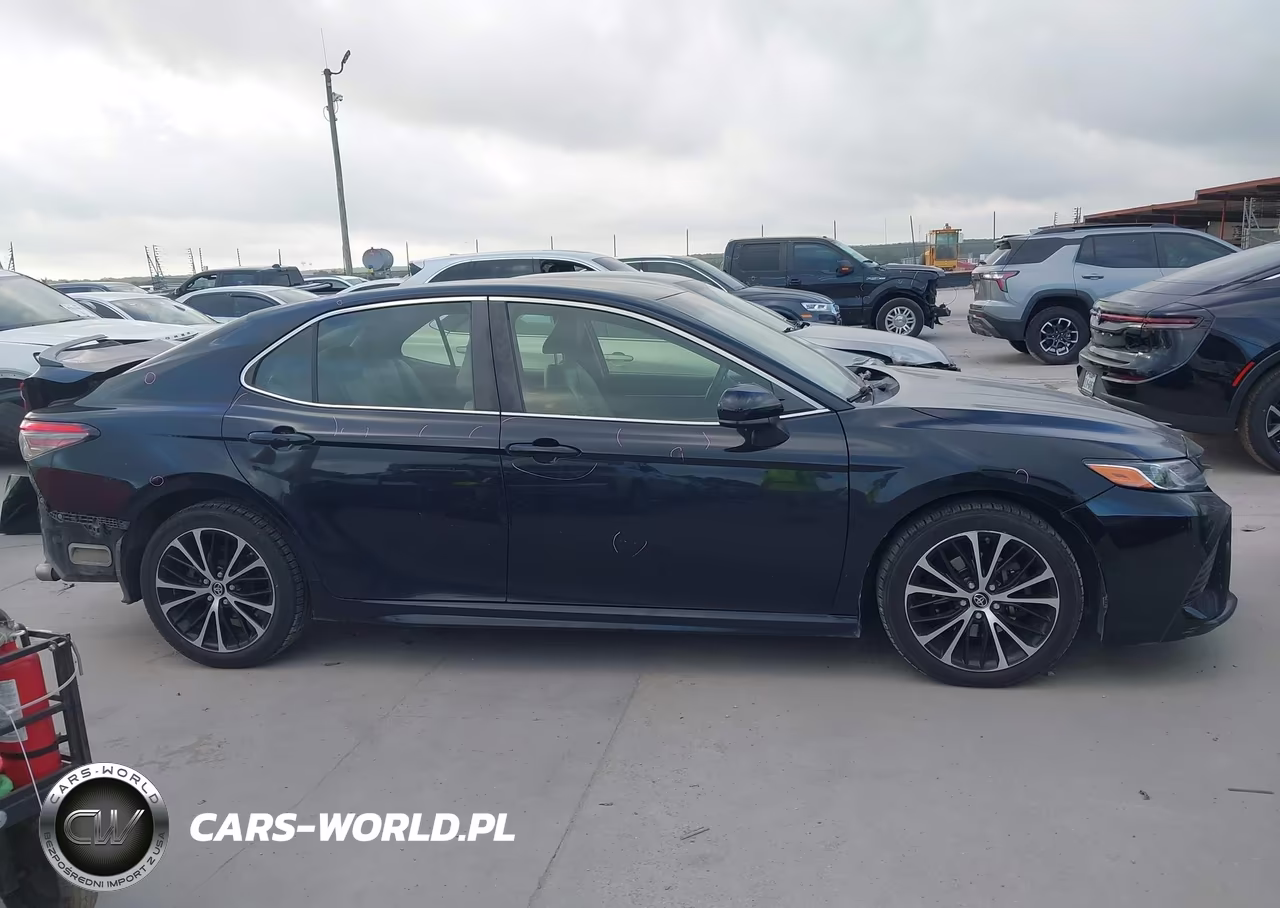 2018 Toyota Camry Se VIN:JTNB11HK4J3031457 - 14