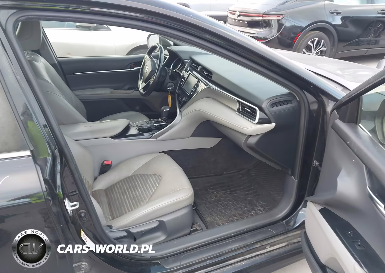 2018 Toyota Camry Se VIN:JTNB11HK4J3031457 - 5