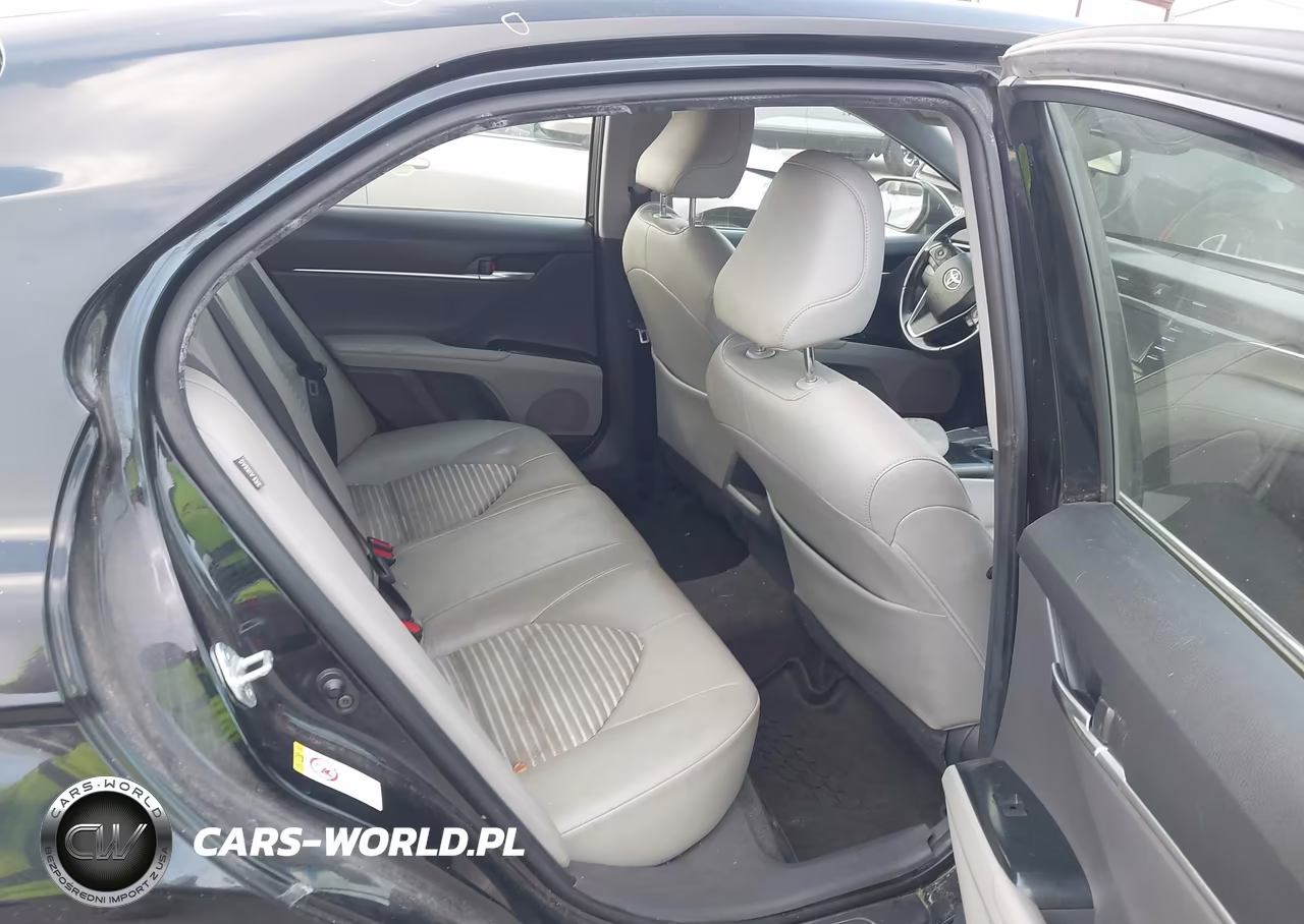 2018 Toyota Camry Se VIN:JTNB11HK4J3031457 - 8