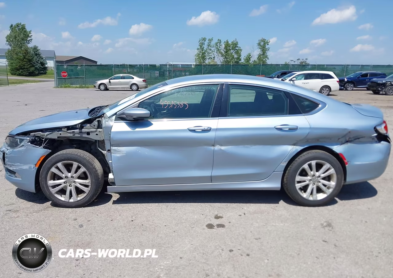 2015 Chrysler 200 Limited VIN:1C3CCCAB9FN666828 - 6