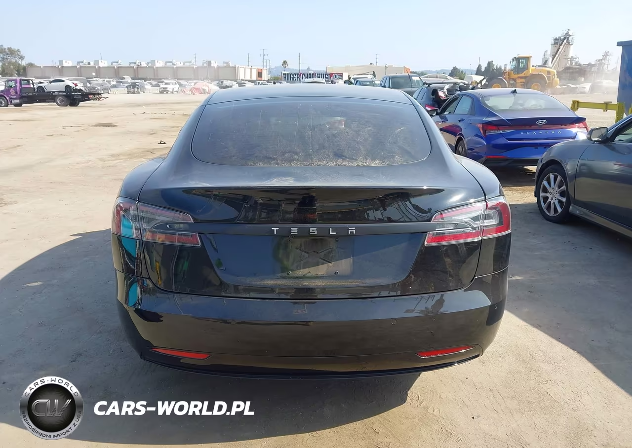 2018 Tesla Model S 100D-75D-P100D VIN:5YJSA1E29JF248806 - 16