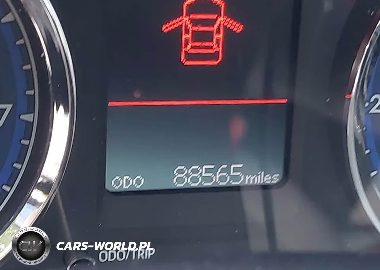 2018 Toyota Corolla Le VIN:2T1BURHE1JC029449 - 15