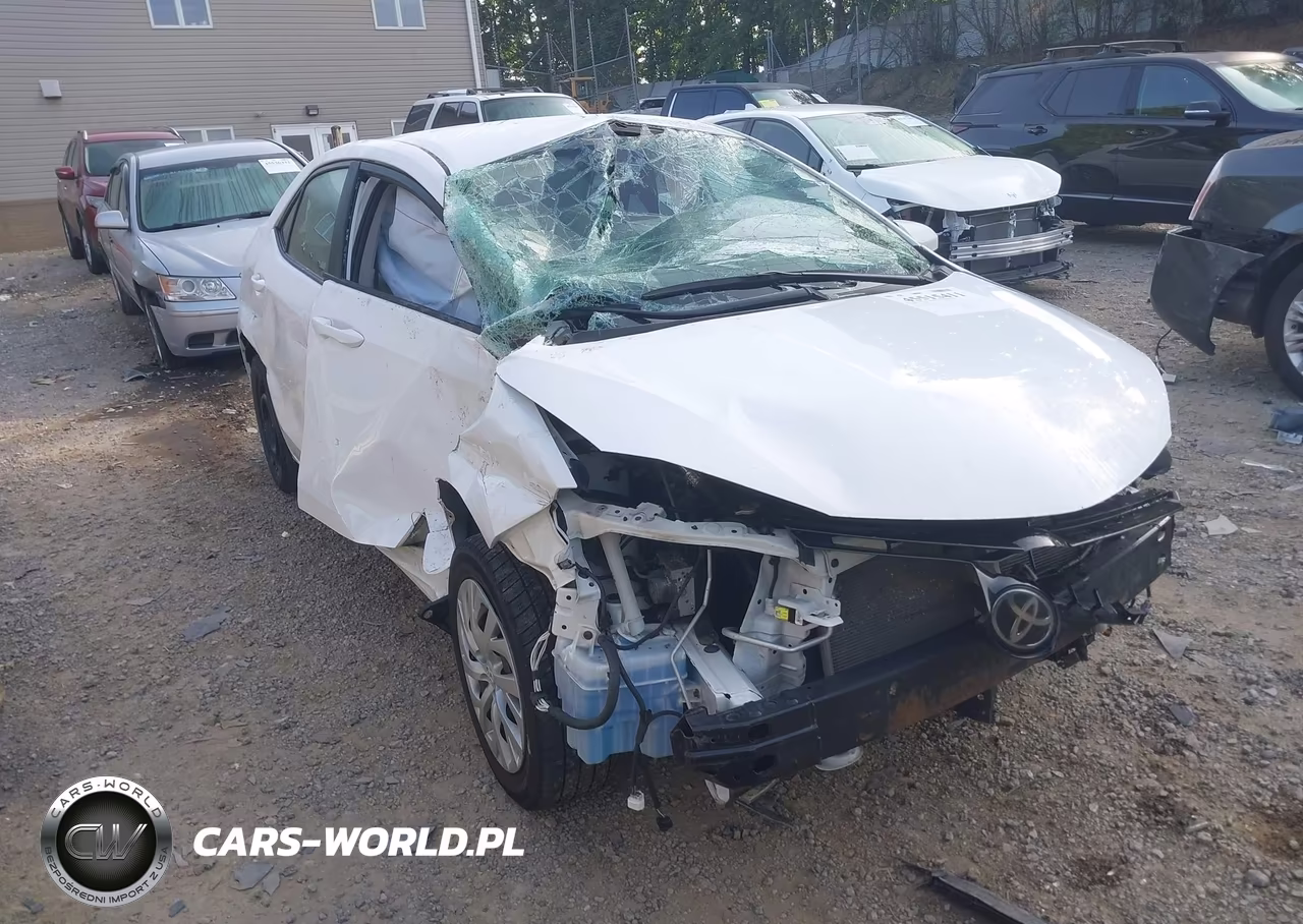 2018 Toyota Corolla Le VIN:2T1BURHE1JC029449 - 6