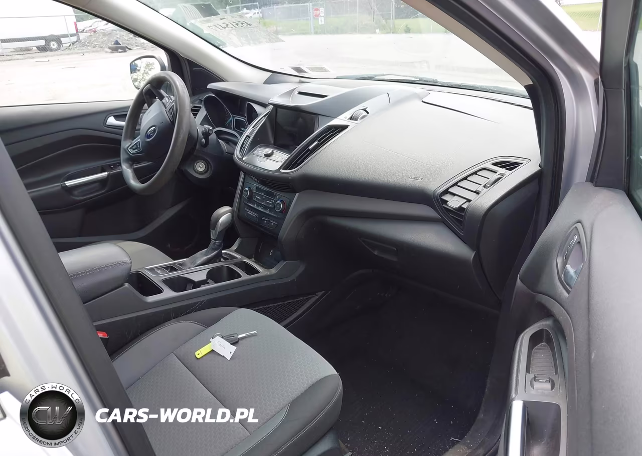 2018 Ford Escape Se VIN:1FMCU9GD5JUB69659 - 5
