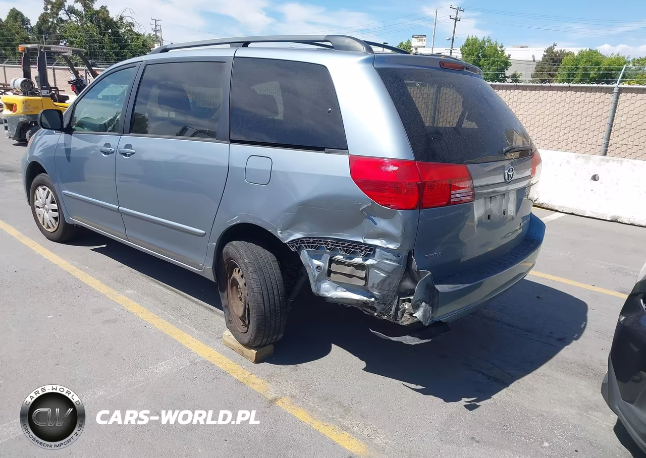 2004 Toyota Sienna Le VIN:5TDZA23C54S101642 - 3