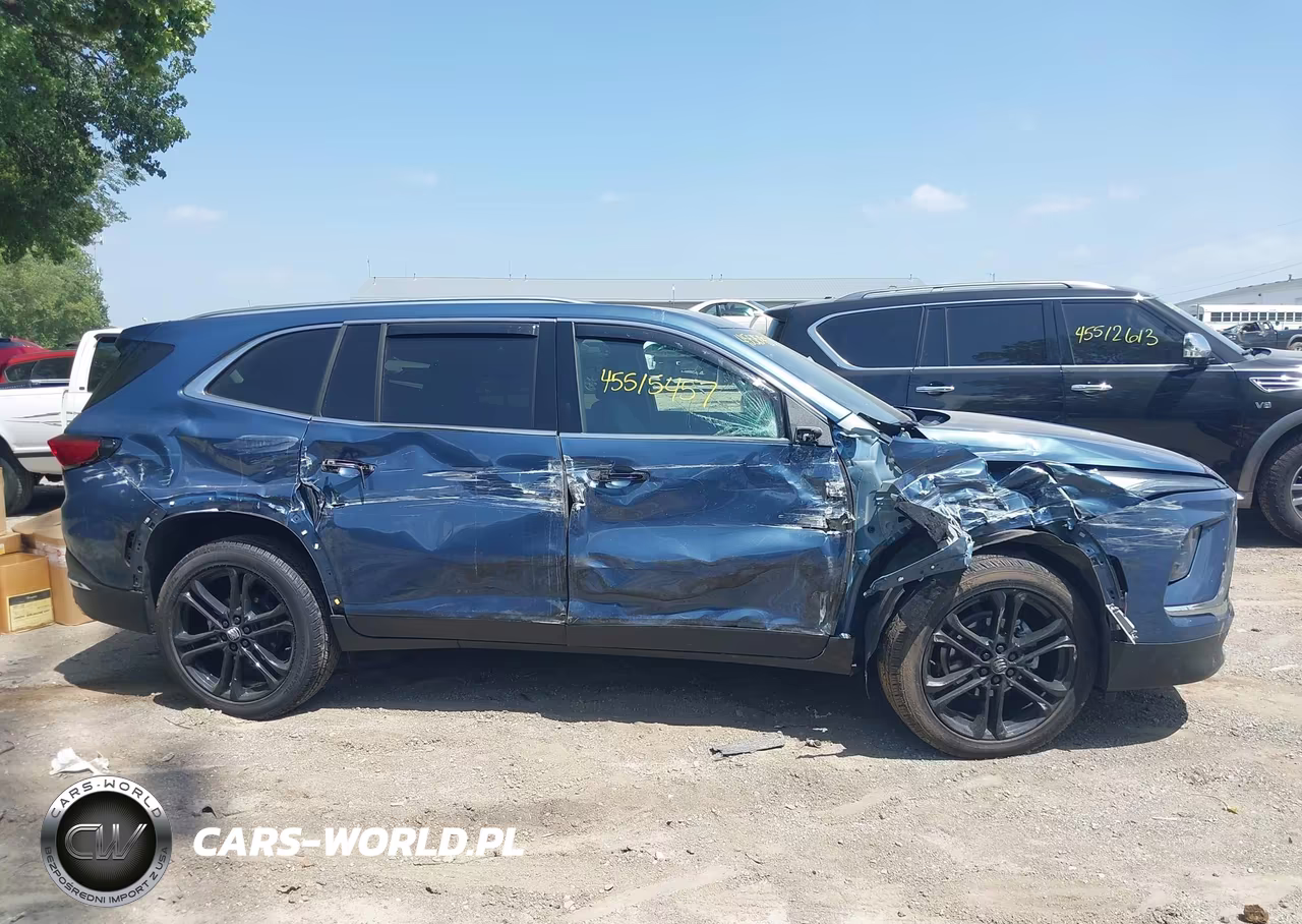 2026 Buick Enclave Preferred Fwd VIN:5GAEVAKSXTJ154405 - 13