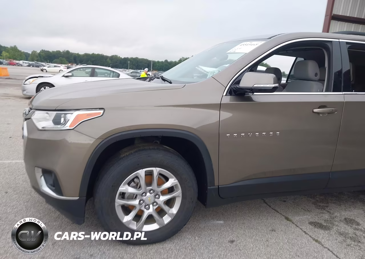 2020 Chevrolet Traverse Fwd Lt Cloth VIN:1GNERGKW2LJ135508 - 6