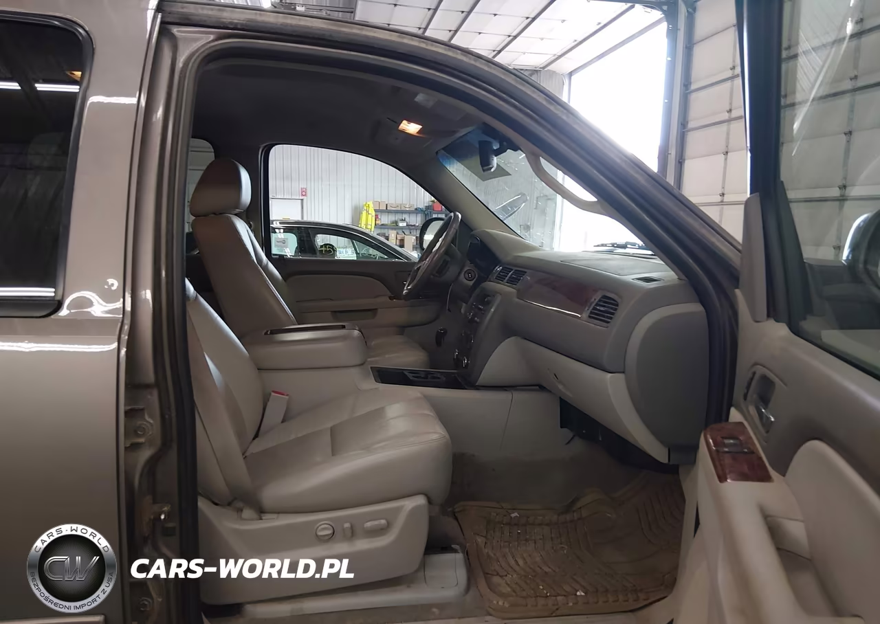2011 GMC Yukon Xl 1500 Slt VIN:1GKS2KE37BR242661 - 5