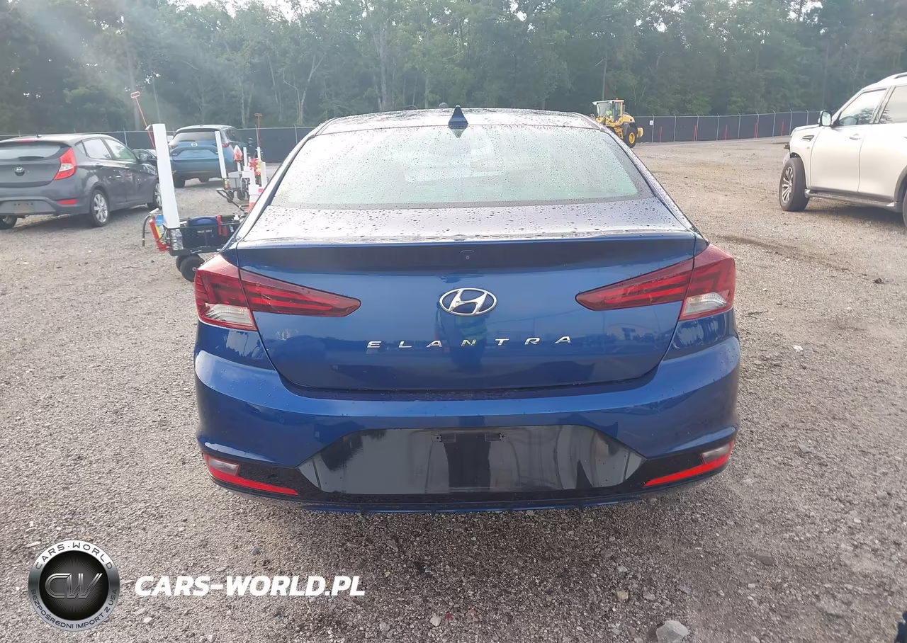 2020 Hyundai Elantra Value Edition VIN:5NPD84LF1LH548842 - 17