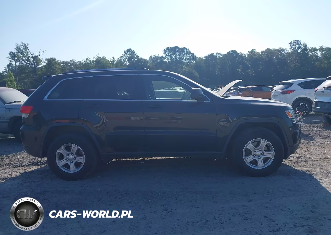 2014 Jeep Grand Cherokee Laredo VIN:1C4RJFAGXEC356125 - 13