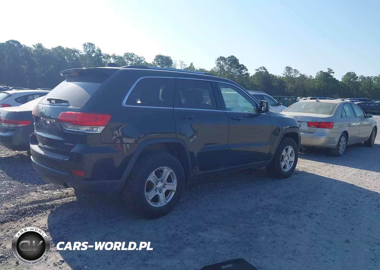 2014 Jeep Grand Cherokee Laredo VIN:1C4RJFAGXEC356125 - 4